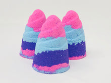 Unicorn horn bath bomb