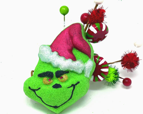 Grinch bath bomb